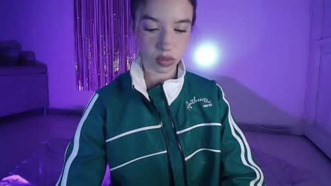 Alina  online show from October 2, 2025, 3:02 am