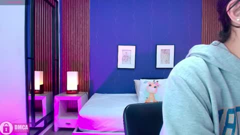 Alina online show from September 19, 2025, 11:55 am