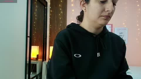 Alina online show from May 5, 2026, 11:51 am