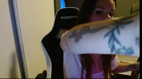 Alina Nightshade online show from October 8, 2025, 1:03 am