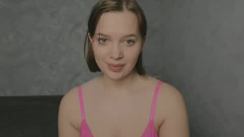 Snapshot of alina_vir chatting on April 1, 2026, 6:03 am alina_vir online show from April 1, 2026, 6:03 am