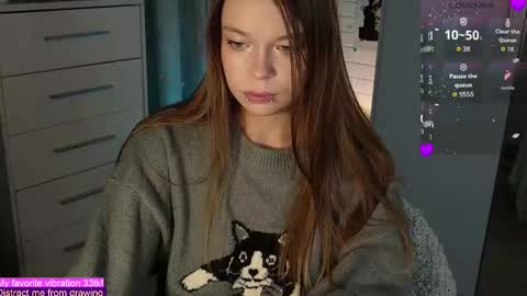 Snapshot of alinabae chatting on October 1, 2025, 8:59 pm Alina and Ben online show from October 1, 2025, 8:59 pm