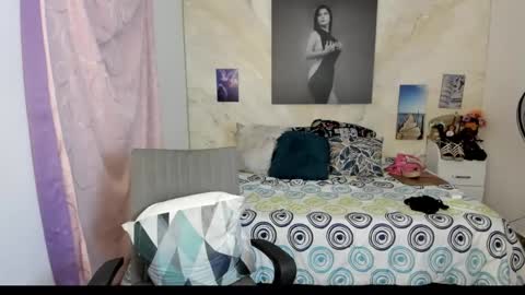 alinabozz1 online show from March 20, 2026, 5:12 am