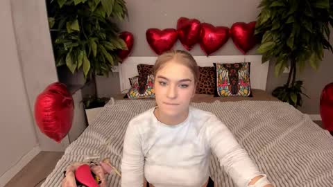 Alina online show from February 11, 2026, 6:35 pm