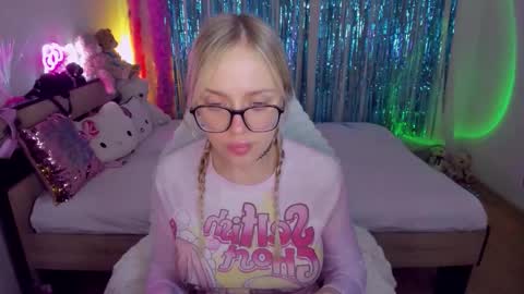 Snapshot of alinaocean chatting on November 6, 2025, 7:37 pm alinaocean online show from November 6, 2025, 7:37 pm