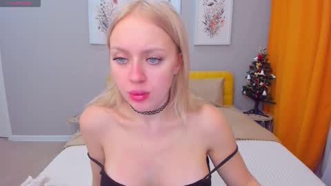 Snapshot of alinaocean chatting on December 2, 2025, 1:28 pm alinaocean online show from December 2, 2025, 1:28 pm