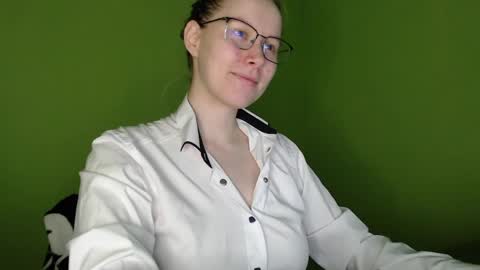 alinasei online show from March 28, 2026, 4:06 pm