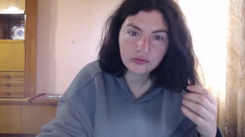 AlinaxJames online show from May 10, 2026, 8:08 am