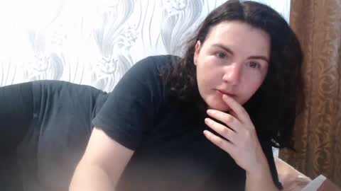AlinaxJames online show from June 21, 2026, 8:06 am
