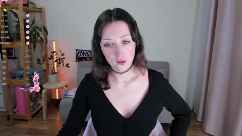 Snapshot of aline_dreamy chatting on May 21, 2026, 7:43 pm Alya PVT open online show from May 21, 2026, 7:43 pm