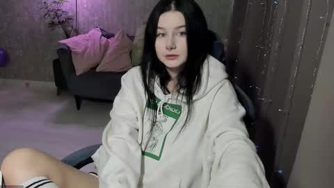 Aline Greeeen online show from September 22, 2025, 11:12 am