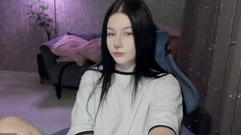 Aline Greeeen online show from October 24, 2025, 3:58 am