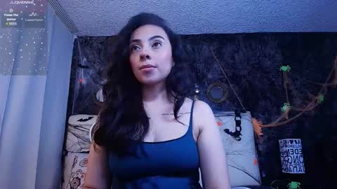 Alejandra online show from November 2, 2025, 7:38 pm