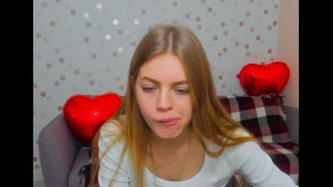 alisa_glamur online show from January 26, 2025, 4:09 pm