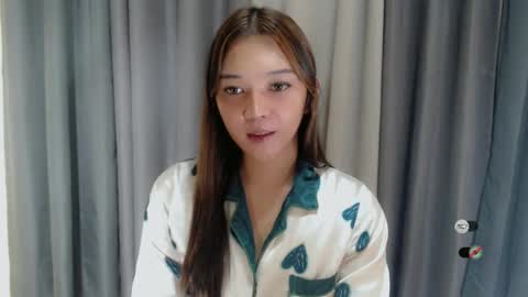 Shanti xhey online show from February 19, 2025, 4:33 pm