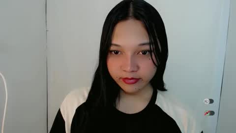 Snapshot of alisa_kiss_ chatting on April 8, 2026, 10:43 pm Shanti xhey online show from April 8, 2026, 10:43 pm