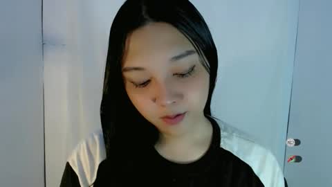 Snapshot of alisa_kiss_ chatting on April 19, 2026, 8:55 pm Shanti xhey online show from April 19, 2026, 8:55 pm