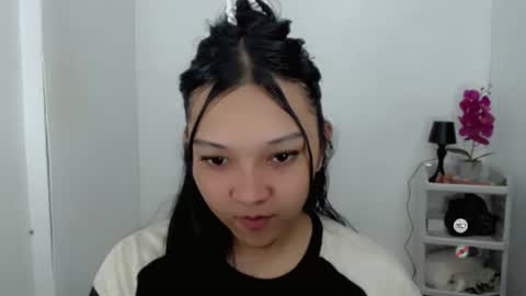 Snapshot of alisa_kiss_ chatting on April 21, 2026, 8:01 pm Shanti xhey online show from April 21, 2026, 8:01 pm