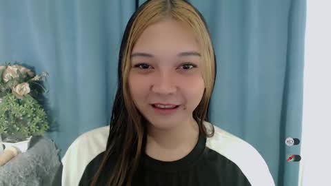 Snapshot of alisa_kiss_ chatting on May 19, 2026, 3:18 pm Shanti xhey online show from May 19, 2026, 3:18 pm