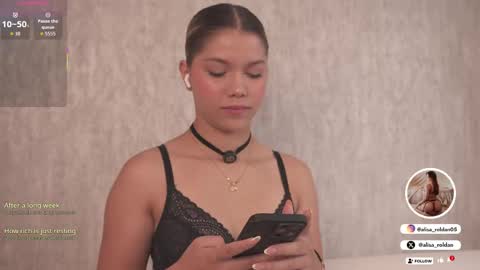     online show from September 19, 2025, 2:29 pm