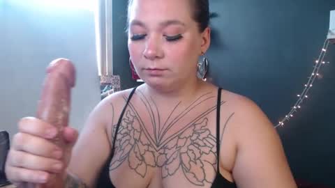 Snapshot of alisa_u chatting on January 31, 2025, 2:07 pm alisa_u online show from January 31, 2025, 2:07 pm