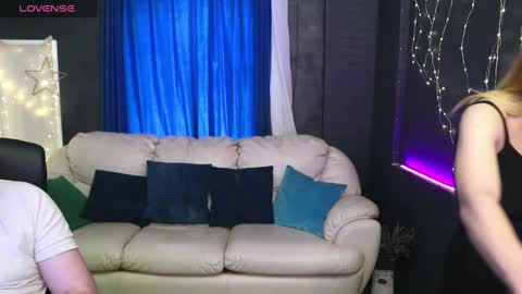 Snapshot of alisaaleks chatting on February 1, 2025, 12:16 pm Alisa Aleks online show from February 1, 2025, 12:16 pm