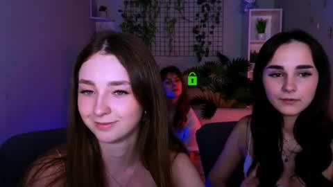 Alisa online show from June 21, 2026, 7:27 pm