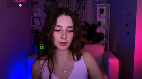 Snapshot of alisabliss chatting on June 23, 2026, 7:23 pm Alisa online show from June 23, 2026, 7:23 pm