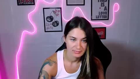 Alisa online show from May 27, 2026, 2:30 am