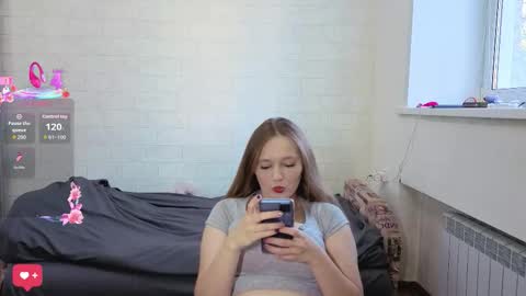 Snapshot of alisawyn chatting on October 15, 2025, 8:14 am alisawyn online show from October 15, 2025, 8:14 am