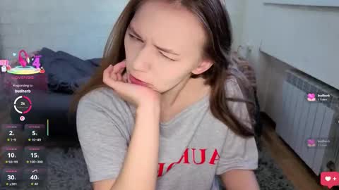 Snapshot of alisawyn chatting on October 31, 2025, 4:57 am alisawyn online show from October 31, 2025, 4:57 am