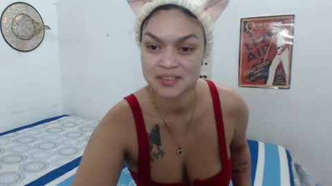 Snapshot of alise_coronado chatting on October 9, 2025, 10:13 am aliss online show from October 9, 2025, 10:13 am