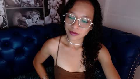 Alise  online show from September 10, 2025, 1:00 pm