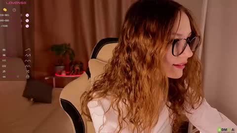 Alisa online show from January 28, 2025, 5:14 pm