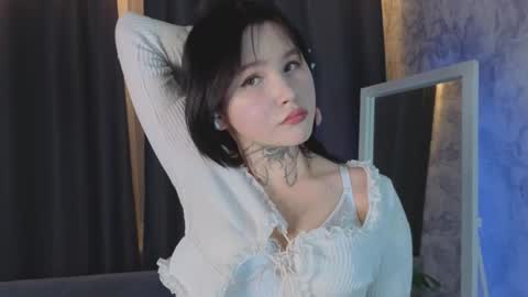 Snapshot of alisevine chatting on February 18, 2026, 8:38 pm Alisa online show from February 18, 2026, 8:38 pm