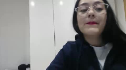 Snapshot of alisha_9997 chatting on November 17, 2025, 5:52 pm alisha_9997 online show from November 17, 2025, 5:52 pm