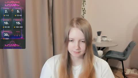 Snapshot of alisha_ley chatting on September 25, 2025, 6:22 pm Alya online show from September 25, 2025, 6:22 pm