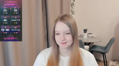 Snapshot of alisha_ley chatting on October 4, 2025, 8:29 pm Alya online show from October 4, 2025, 8:29 pm