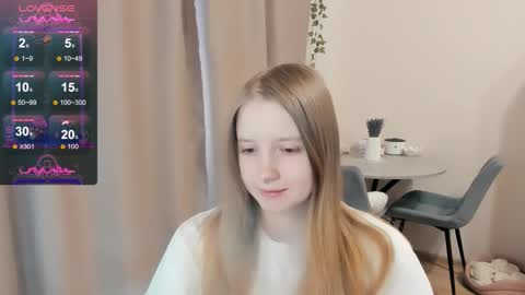 Snapshot of alisha_ley chatting on October 10, 2025, 6:45 am Alya online show from October 10, 2025, 6:45 am