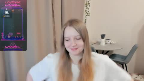 Snapshot of alisha_ley chatting on October 13, 2025, 6:41 pm Alya online show from October 13, 2025, 6:41 pm