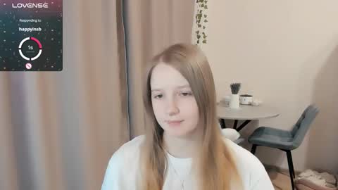 Snapshot of alisha_ley chatting on October 27, 2025, 5:44 am Alya online show from October 27, 2025, 5:44 am