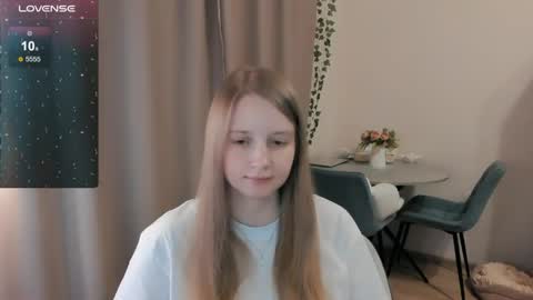 Alya online show from April 24, 2026, 8:11 pm