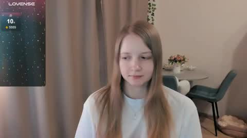 Alya online show from April 26, 2026, 8:39 pm