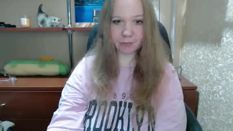 alisha_xi online show from February 2, 2026, 8:40 pm