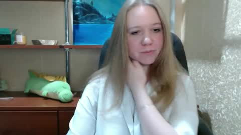 alisha_xi online show from February 4, 2026, 10:47 pm