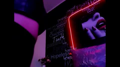 alishaa_nixx online show from September 26, 2025, 2:04 am