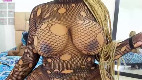 Snapshot of alishagoddes chatting on December 5, 2024, 4:31 am Goddess Alisha online show from December 5, 2024, 4:31 am