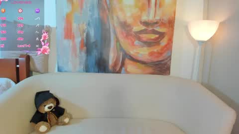 Alisha online show from May 7, 2026, 2:33 pm