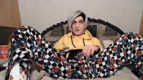 Alisha online show from December 18, 2025, 5:46 am