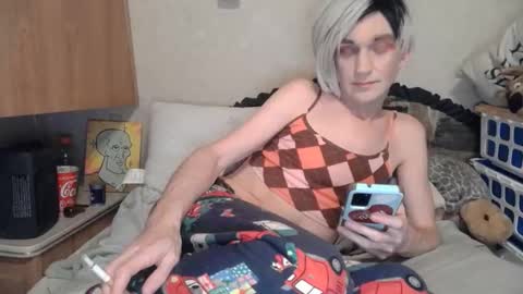 Alisha online show from May 2, 2026, 3:44 am